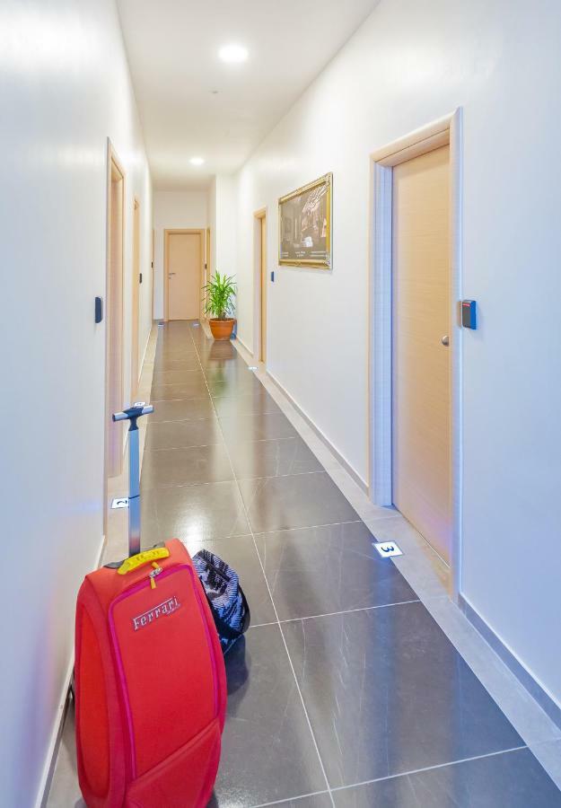 Seven Stars Accommodation Ragusa Esterno foto