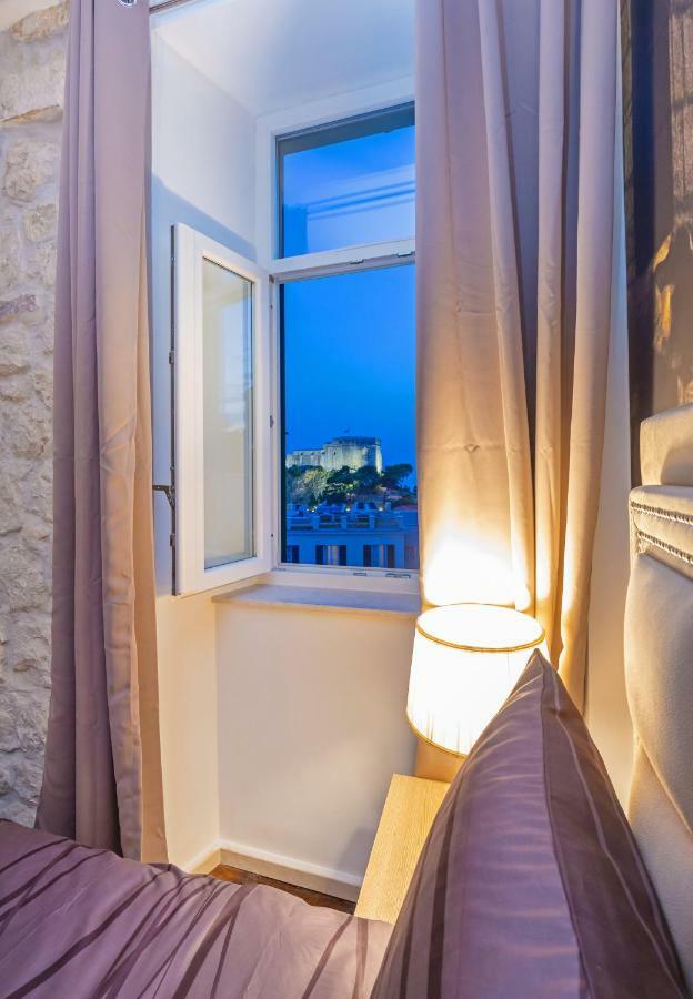 Seven Stars Accommodation Ragusa Esterno foto