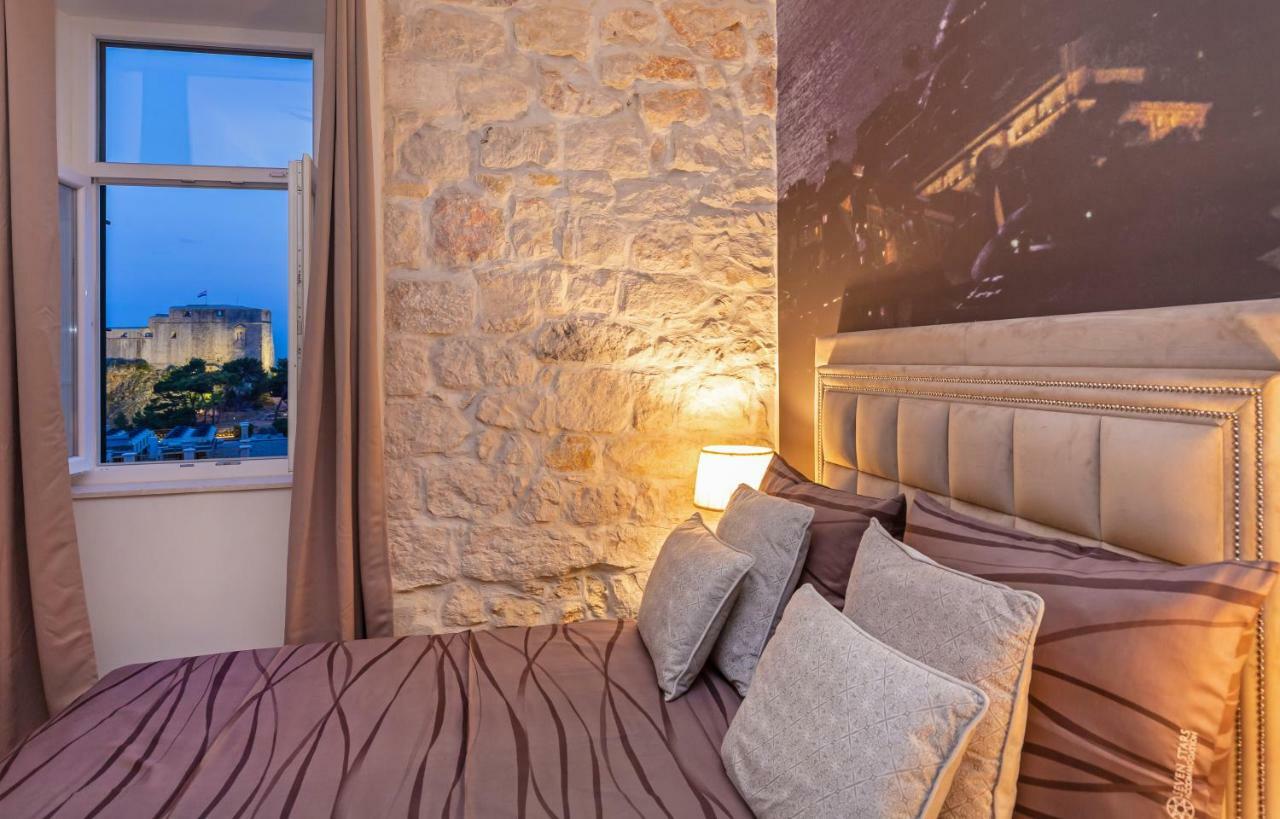 Seven Stars Accommodation Ragusa Esterno foto