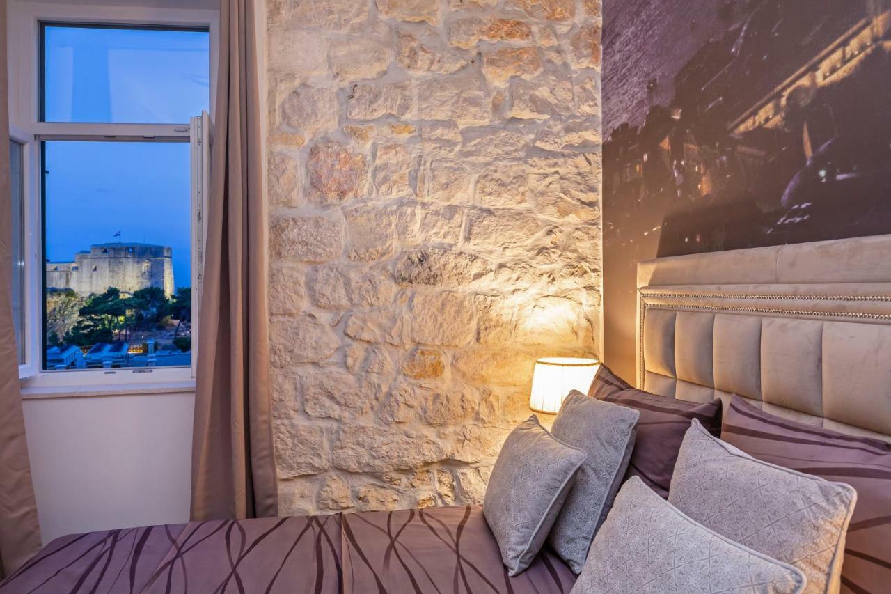 Seven Stars Accommodation Ragusa Esterno foto